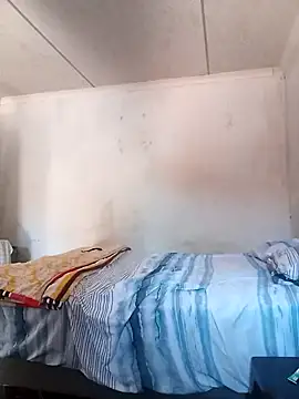 Roronae online show from October 25, 2025, 9:17 am