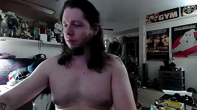 biggerisbetter12 online show from October 27, 2025, 2:54 pm