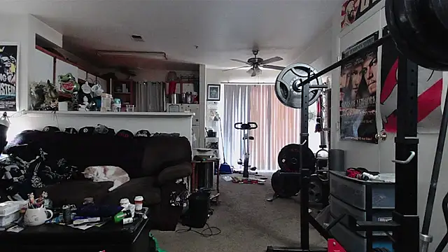 biggerisbetter12 online show from March 5, 2026, 3:41 pm