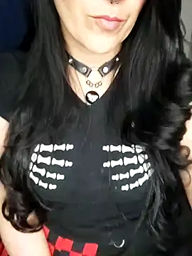 dark velvet online show from November 5, 2025, 6:46 am