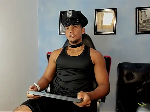 Snapshot of gael_vidal chatting on October 17, 2025, 1:53 am gael vidal online show from October 17, 2025, 1:53 am