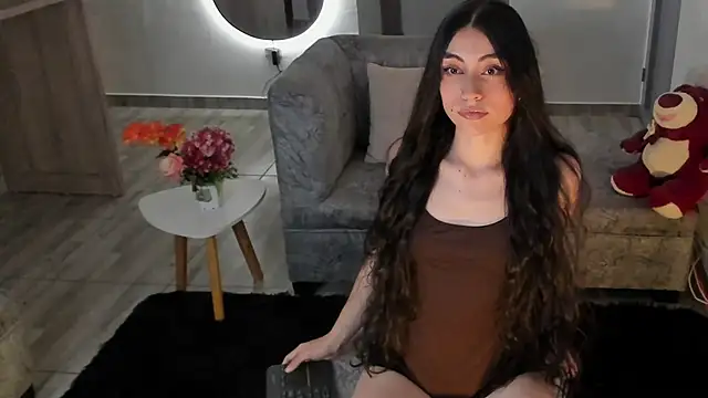 BritanyLnx online show from April 13, 2026, 12:16 am