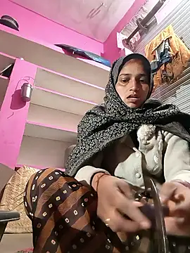 Pooja shre online show from January 6, 2026, 2:04 am