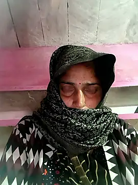 Pooja shre online show from January 9, 2026, 2:25 am