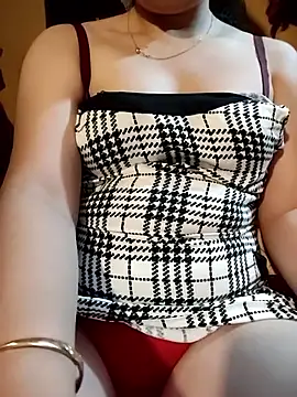 Sinhlinh2020 online show from April 7, 2026, 9:59 pm