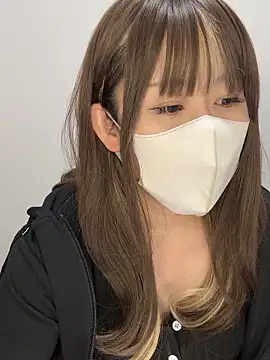 sakina-07 online show from December 18, 2025, 1:39 pm