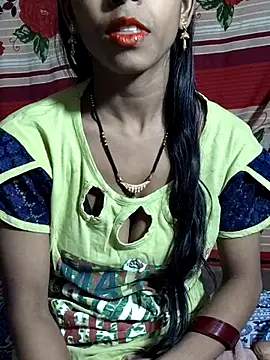 Itz Aisha   online show from November 14, 2025, 5:50 am