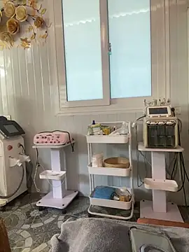 Snapshot of Phale2x chatting on November 25, 2025, 1:16 am Phale2x online show from November 25, 2025, 1:16 am