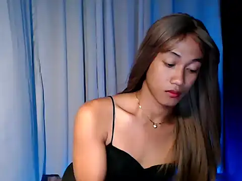 taylaxuxu online show from March 11, 2026, 2:06 am