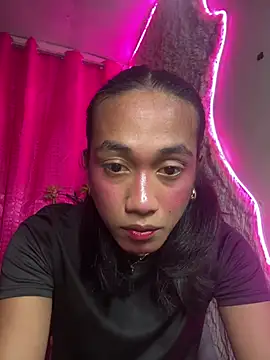 taylaxuxu online show from May 29, 2026, 7:17 am
