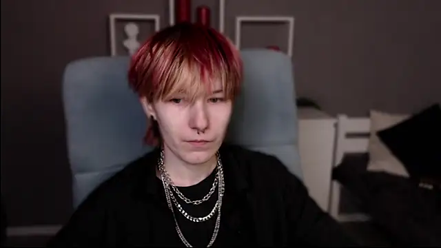 guitarandangell online show from April 8, 2026, 5:18 am