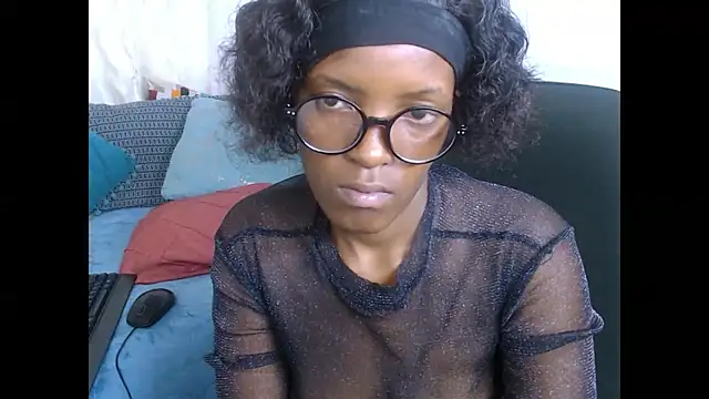 Snapshot of AfricanBarbiee69 chatting on November 21, 2025, 8:46 am AfricanBarbiee69 online show from November 21, 2025, 8:46 am