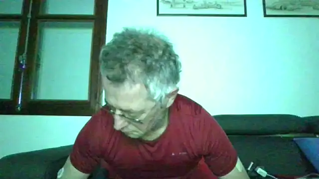 Snapshot of Sexyfab65 chatting on February 13, 2026, 7:15 am Sexyfab65 online show from February 13, 2026, 7:15 am