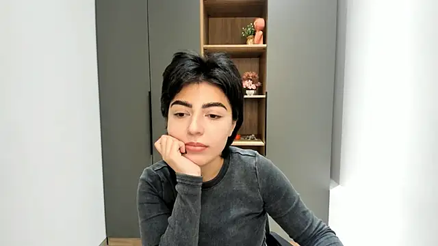 AnissaShyu online show from October 21, 2025, 3:29 am