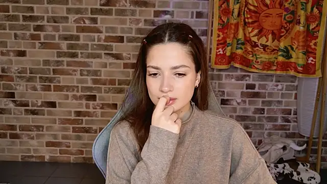 KiraVair online show from January 14, 2026, 10:21 am