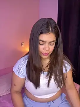 Snapshot of Milymar_ chatting on October 18, 2025, 2:29 pm Milymar  online show from October 18, 2025, 2:29 pm