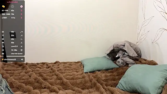 LunaAfrodita online show from December 4, 2025, 9:34 pm