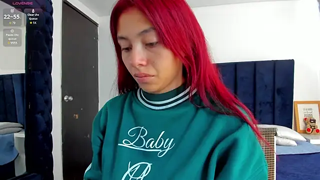 melanie roux   online show from March 25, 2026, 12:22 pm