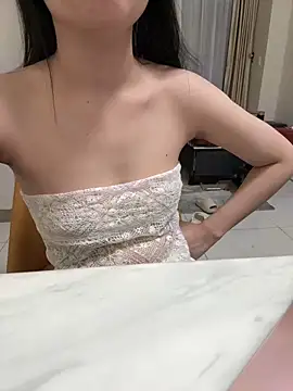 Minhee22 online show from November 8, 2025, 5:45 pm