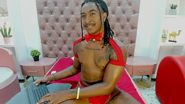 jacob miller55 online show from November 13, 2025, 3:33 pm