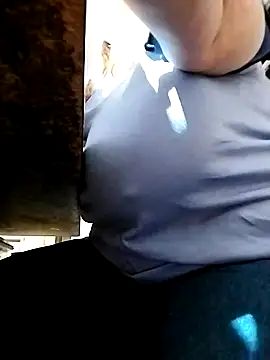 Snapshot of JennyInVegas chatting on November 27, 2025, 4:09 pm JennyInVegas online show from November 27, 2025, 4:09 pm