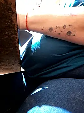 JennyInVegas online show from January 8, 2026, 1:57 pm