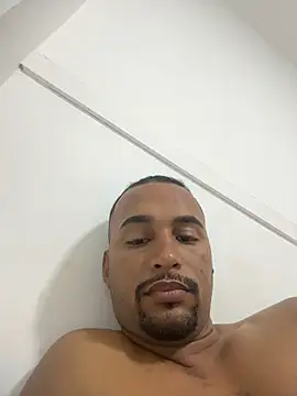 Snapshot of casalbrhot25 chatting on October 23, 2025, 9:57 pm casalbrhot25 online show from October 23, 2025, 9:57 pm