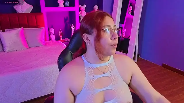 littlee red online show from March 14, 2026, 8:03 pm