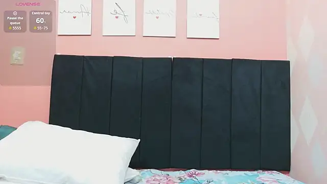 matureahomegirl online show from April 16, 2026, 2:56 am