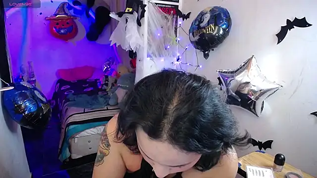 Snapshot of Ladyswap chatting on October 21, 2025, 3:07 am Ladyswap online show from October 21, 2025, 3:07 am