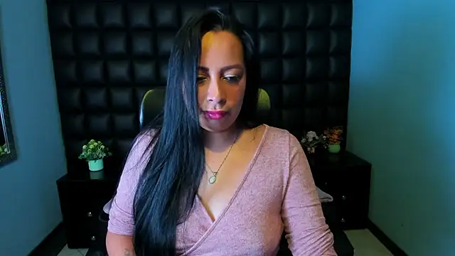 Snapshot of AshleyMontenegro chatting on January 8, 2026, 7:49 pm AshleyMontenegro online show from January 8, 2026, 7:49 pm