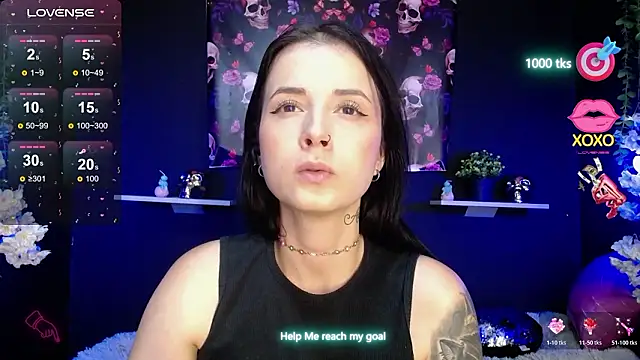 Snapshot of Emma_sweet_hot chatting on February 6, 2026, 4:32 pm Emma sweet hot online show from February 6, 2026, 4:32 pm