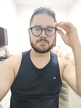 Branquinhowm online show from December 16, 2025, 2:16 am