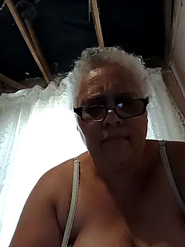 juicyboode online show from November 5, 2025, 11:43 am