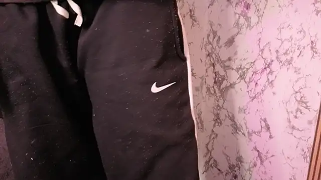 Snapshot of sweetcherryyy_ chatting on December 3, 2025, 3:47 am sweetcherryyy online show from December 3, 2025, 3:47 am