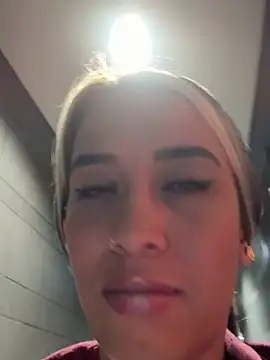 KIMBERLYPULIDO online show from November 20, 2025, 6:24 am