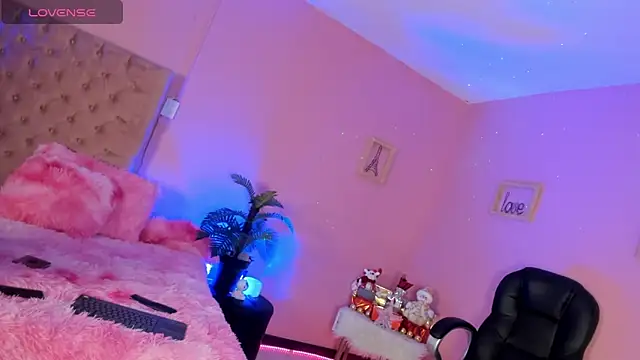 the fenix boy online show from December 3, 2025, 3:03 am