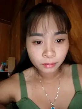 Squirrel-Pear online show from October 26, 2025, 2:50 am