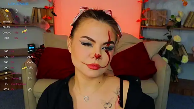 Miss Delia online show from October 27, 2025, 11:20 pm