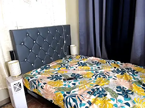 SeductiveAki69xxx online show from November 29, 2025, 1:03 pm