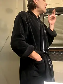 kon77777 online show from November 4, 2025, 4:00 am