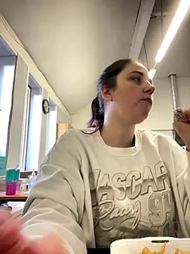 YourFrenchFeliciexo online show from November 29, 2025, 2:20 pm