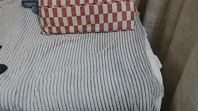 Snapshot of RissaGx chatting on November 29, 2025, 6:16 am RissaGx online show from November 29, 2025, 6:16 am