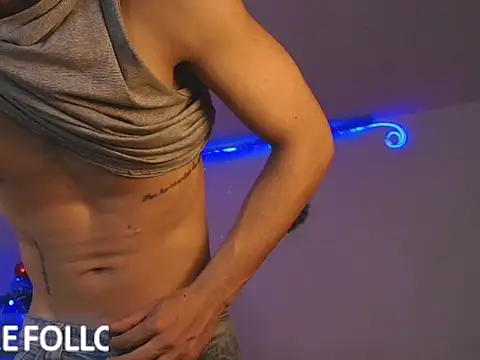 Snapshot of rosse__one chatting on November 8, 2025, 2:12 am rosse one online show from November 8, 2025, 2:12 am