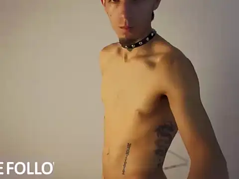 Snapshot of rosse__one chatting on November 25, 2025, 10:43 pm rosse one online show from November 25, 2025, 10:43 pm