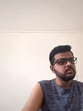 sugar seeker online show from November 9, 2025, 6:23 am