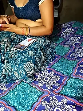Snapshot of Hot_cauple_indian chatting on June 15, 2026, 8:16 am Hot cauple indian online show from June 15, 2026, 8:16 am