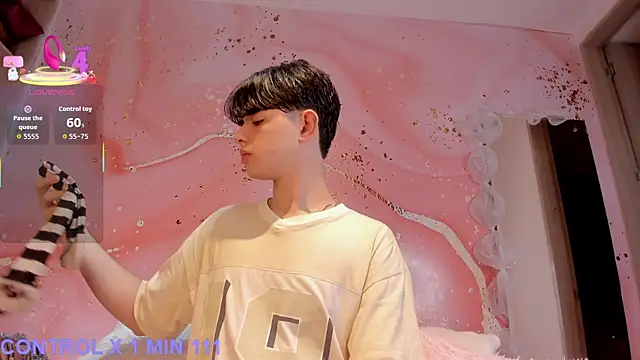 Snapshot of Sweet_Beomm chatting on January 16, 2026, 3:32 am Sweet Beomm online show from January 16, 2026, 3:32 am