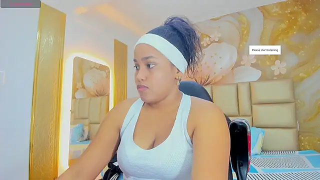 NahomiWalker  online show from April 6, 2026, 8:10 pm