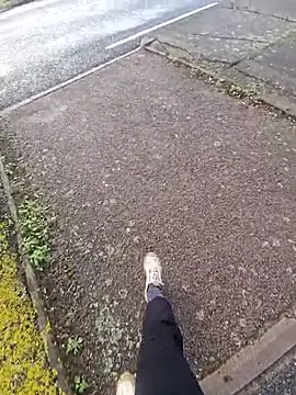 bbyxklaus online show from December 5, 2025, 12:14 pm